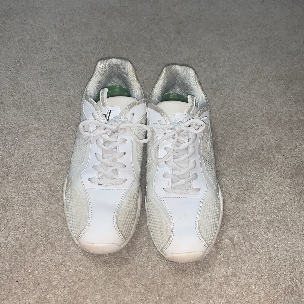 ⭐️VARSITY CHEER SHOES